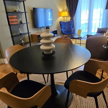 Luxury Vacation By Lv Apartment *