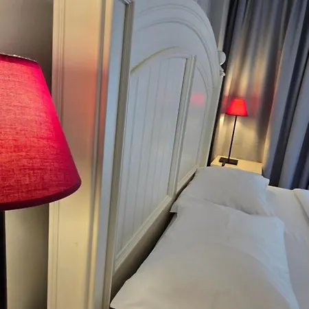 Luxury Vacation By Lv Athens